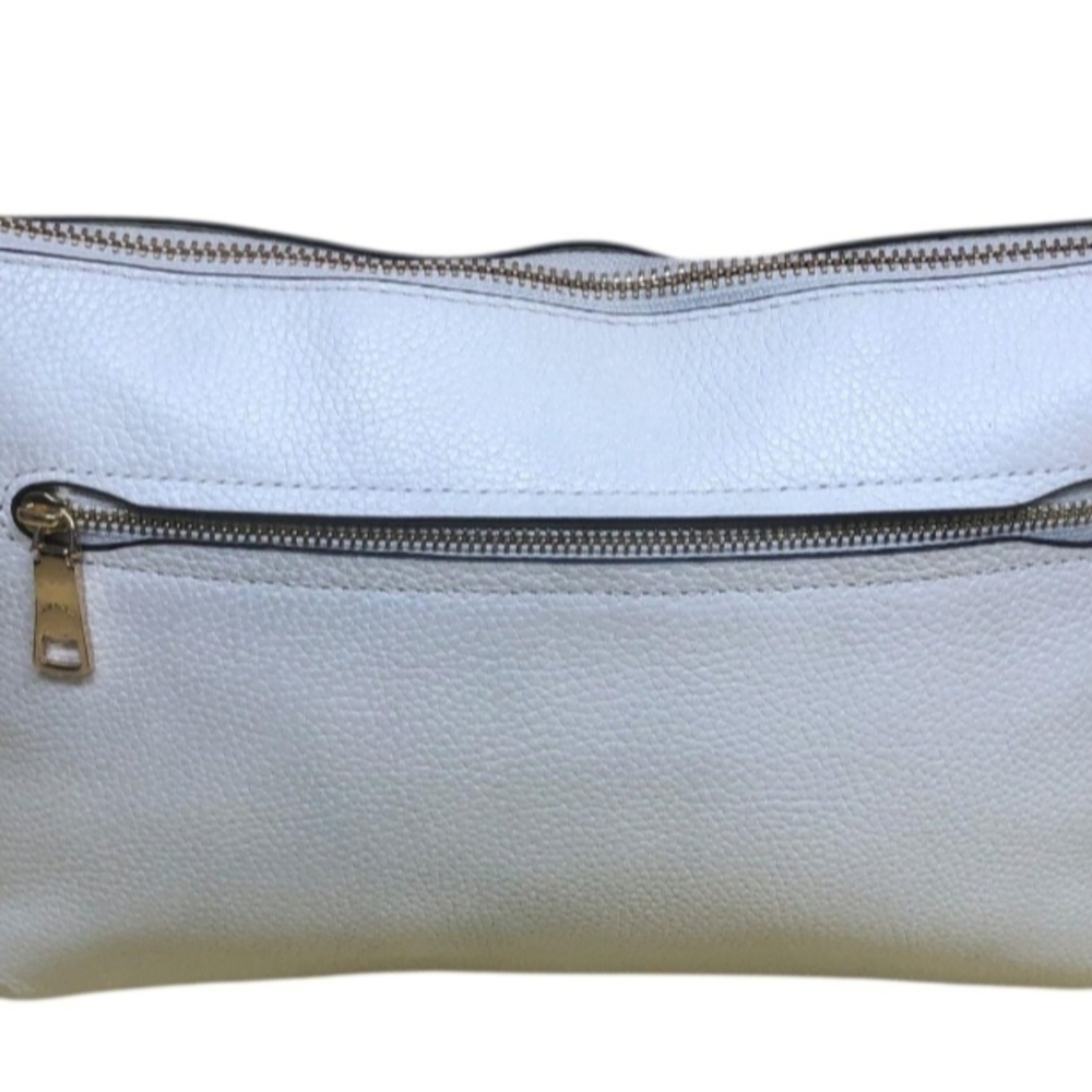 Coach Off White Polished Pebble Leather Crossbody Bag with Gold Accents - Picture 3 of 9